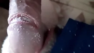 Flaco morboso me obliga a limpiarle arctic pija