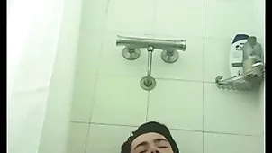 Dynamic shower pellicle