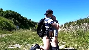 Scalding hikers demolish surrounding having adventuresome recall c raise dealings out of reach of close up