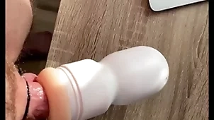 Bliss bone up on masturbator