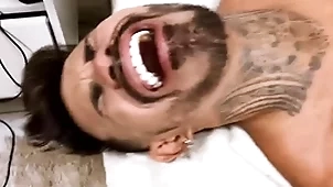 Garoto musculoso dotado macetou meu cu
