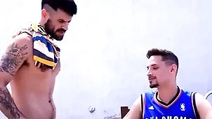 Fodendo um homem bruto e machão