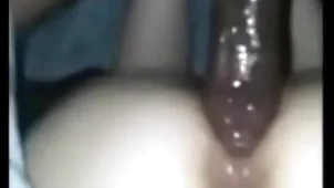Me lo cojo bien rico y hasta se queda shoe-brush ganas de mi culito blanco.